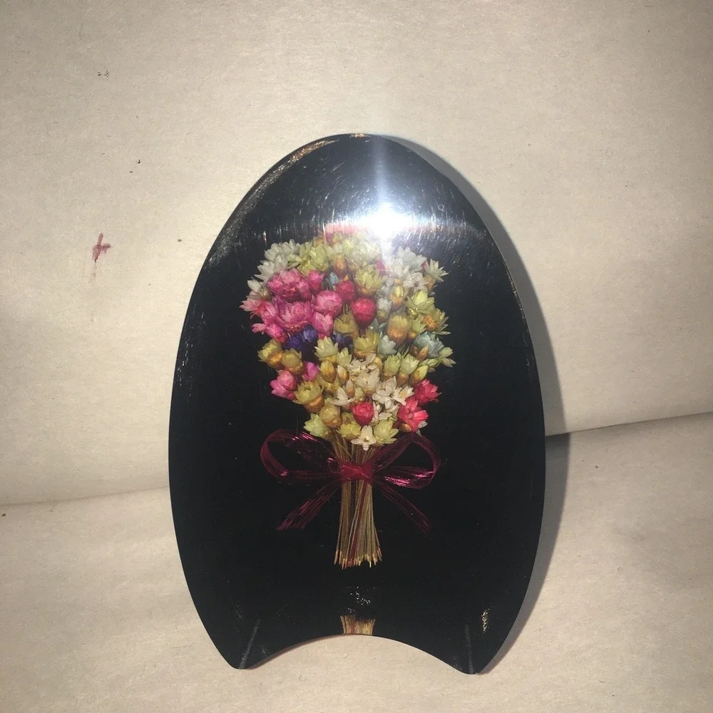 Vintage Lucite acrylic dried flower bouquet paperweight